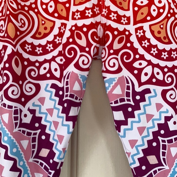 Capri Yoga Pants - Picture 4 of 4